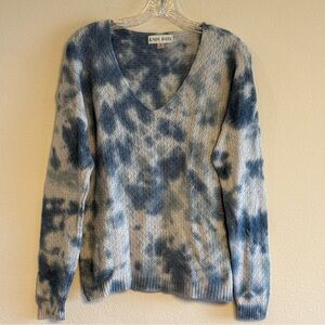 Knox Rose Women's Blue Patterned V-Neck Sweater